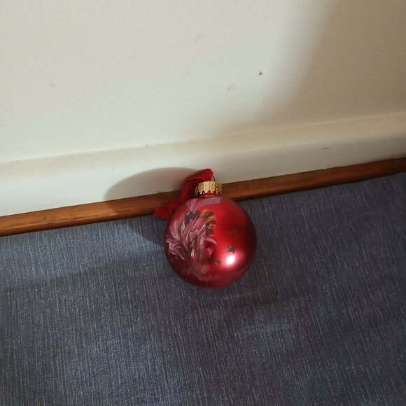 Christmas red Ornament hand painted - Picture 1 of 1